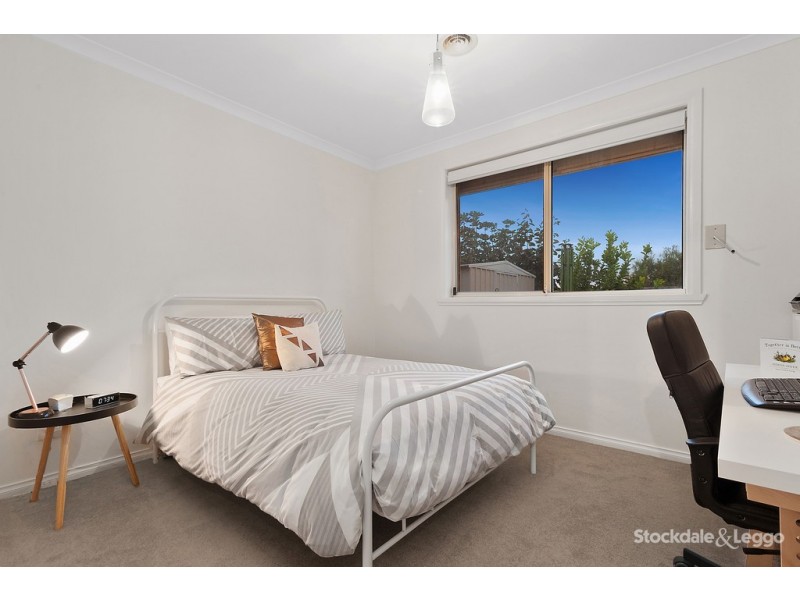 5 Freeman Drive, Glenroy VIC 3046