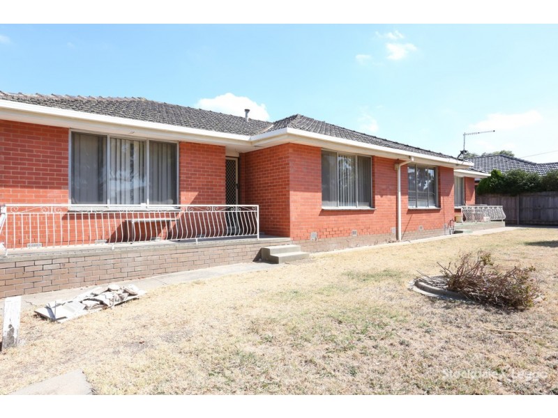 1/11 Logan Street, Glenroy VIC 3046