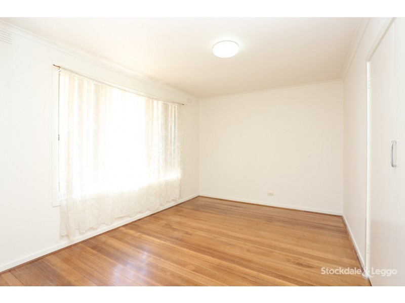 1/11 Logan Street, Glenroy VIC 3046