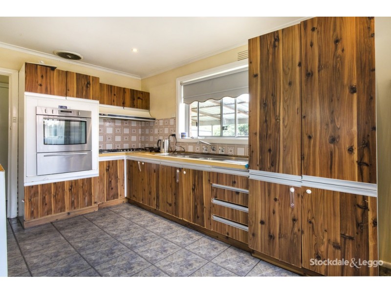 16 Blackwood Crescent, Campbellfield VIC 3061