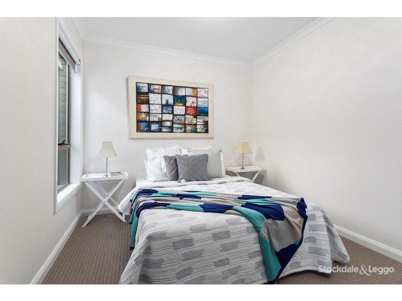 2/122 Loongana Avenue, Glenroy VIC 3046