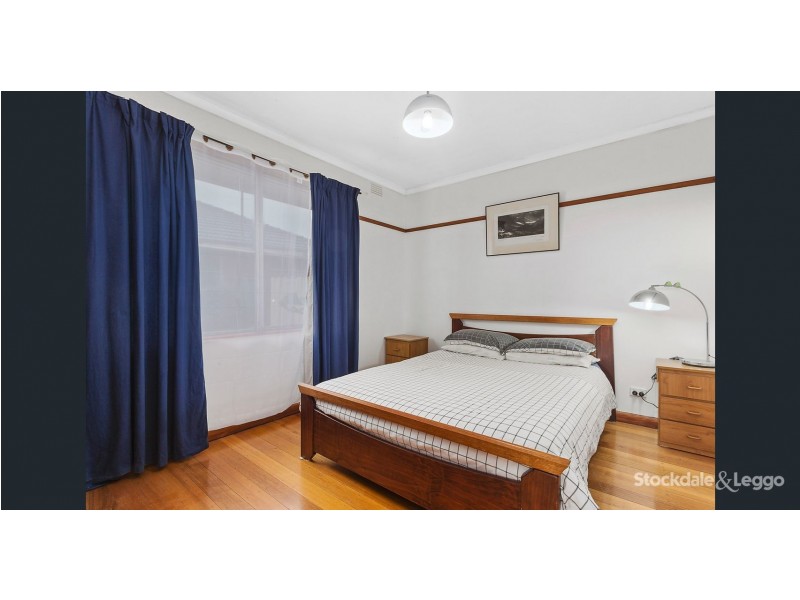 102 Sunset Blvd, Jacana VIC 3047