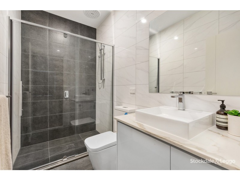 82 Melbourne Avenue, Glenroy VIC 3046