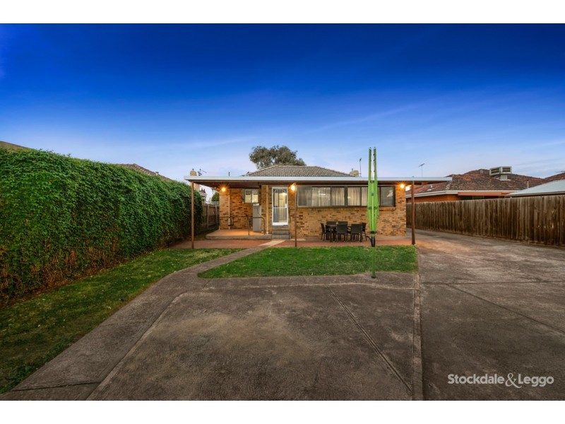 11 Richard Street, Hadfield VIC 3046