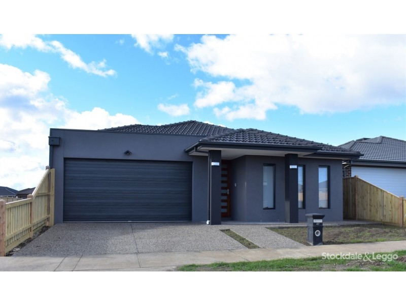 47 Harfield Avenue, Mickleham VIC 3064