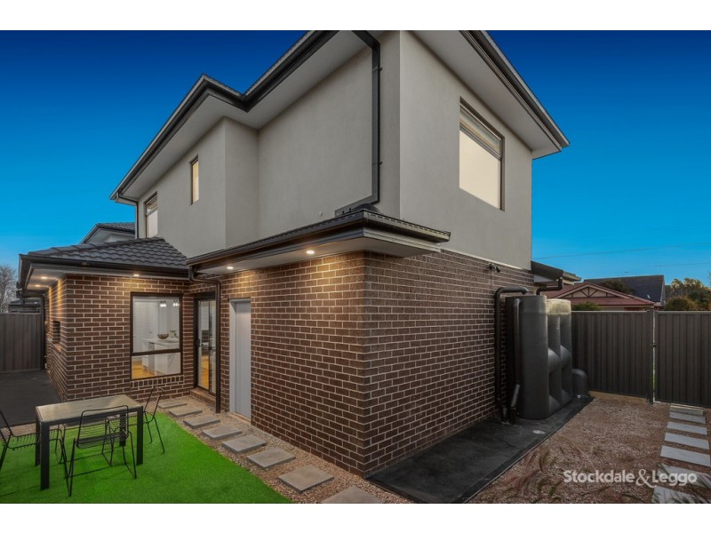 24A Leonard Aveune, Glenroy VIC 3046