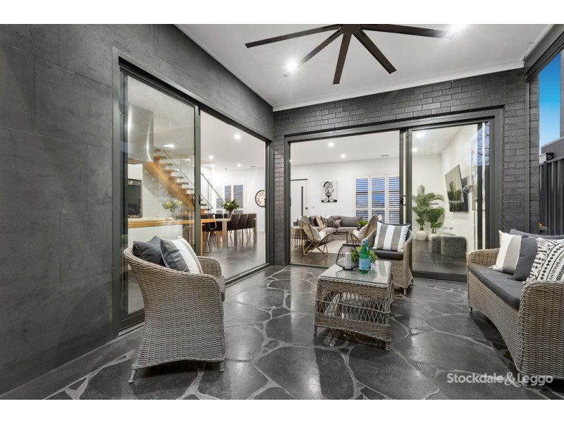 17 Win-Malee Street, Hadfield VIC 3046