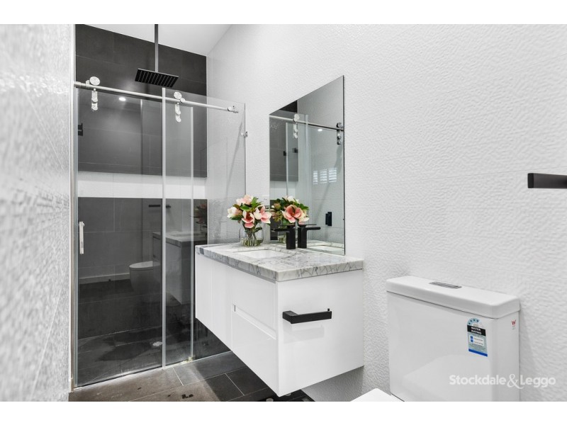 17 Win-Malee Street, Hadfield VIC 3046