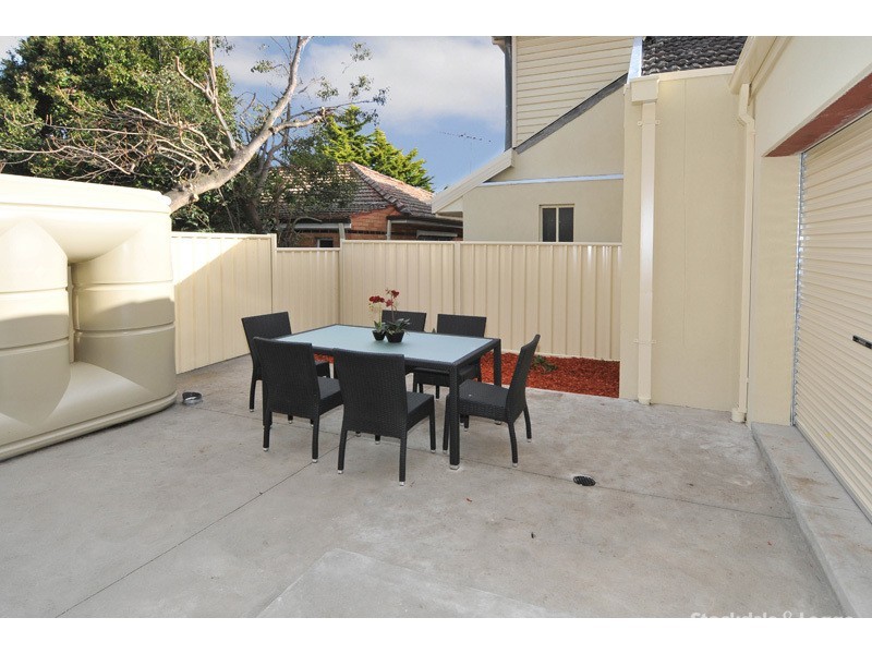 2B Strachan Street, Oak Park VIC 3046