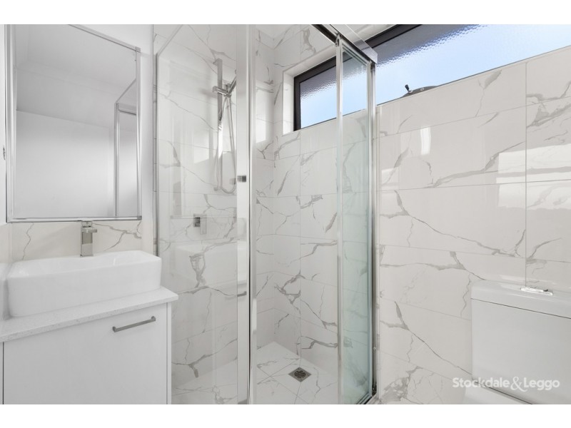 2/25 Austin Crescent, Pascoe Vale VIC 3044