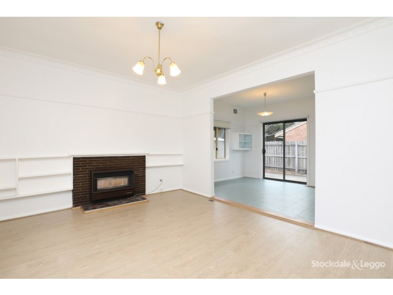 12 Melbourne Avenue, Glenroy VIC 3046