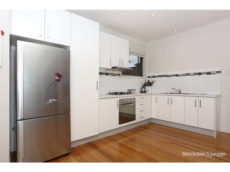 106 Chapman Avenue, Glenroy VIC 3046