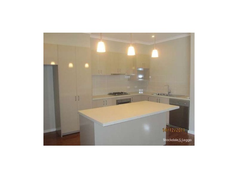 3/44 Gladstone Parade, Glenroy VIC 3046