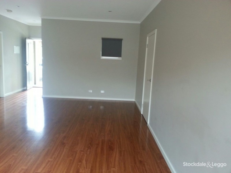 3/44 Gladstone Parade, Glenroy VIC 3046