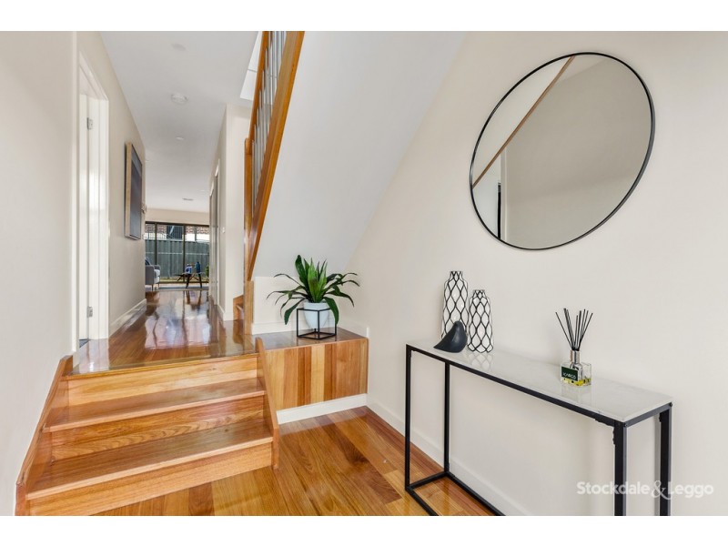 1/66A Devereaux Street, Oak Park VIC 3046