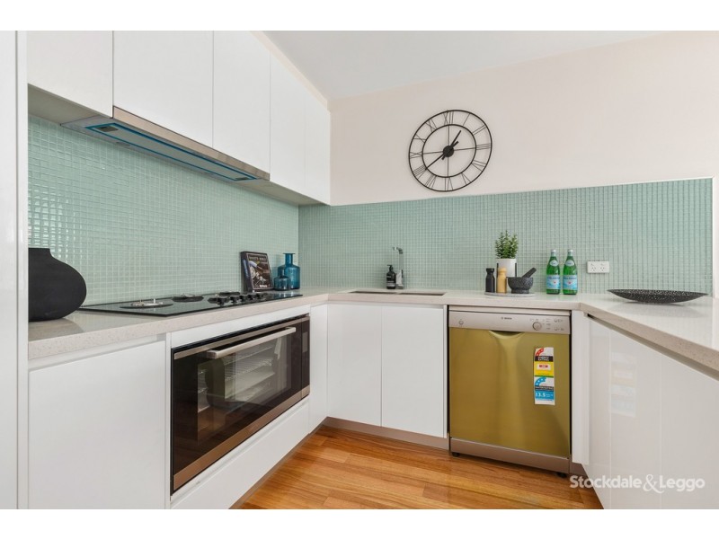 1/66A Devereaux Street, Oak Park VIC 3046