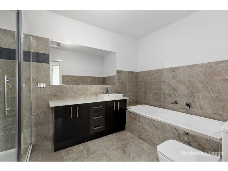 4/33 Kennedy Street, Glenroy VIC 3046