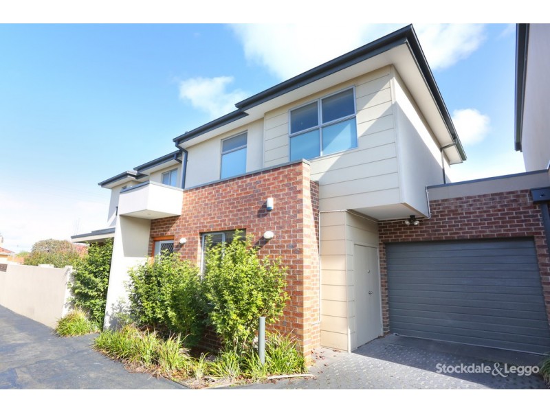 2/66 Everard Street, Glenroy VIC 3046