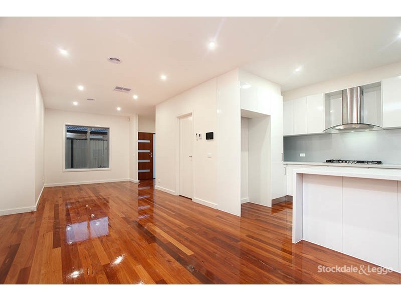 2/66 Everard Street, Glenroy VIC 3046