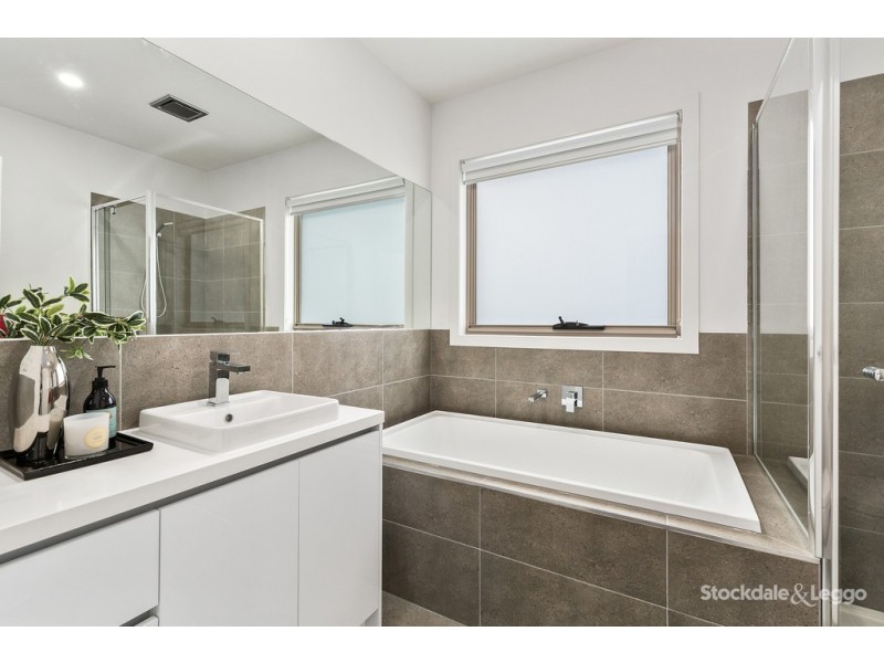 3/1 Cosmos Street, Glenroy VIC 3046