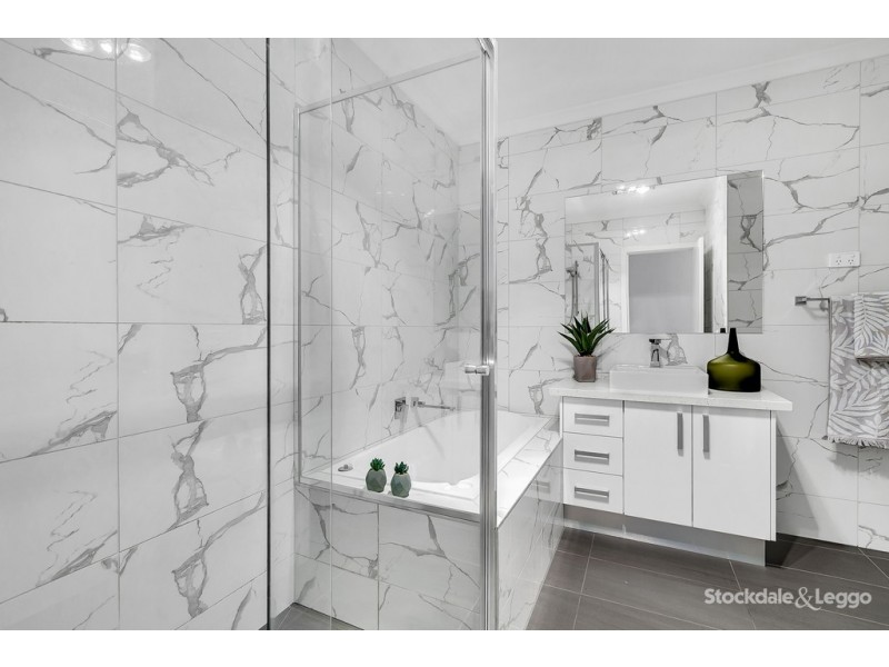 2/36 Grandview Street, Glenroy VIC 3046