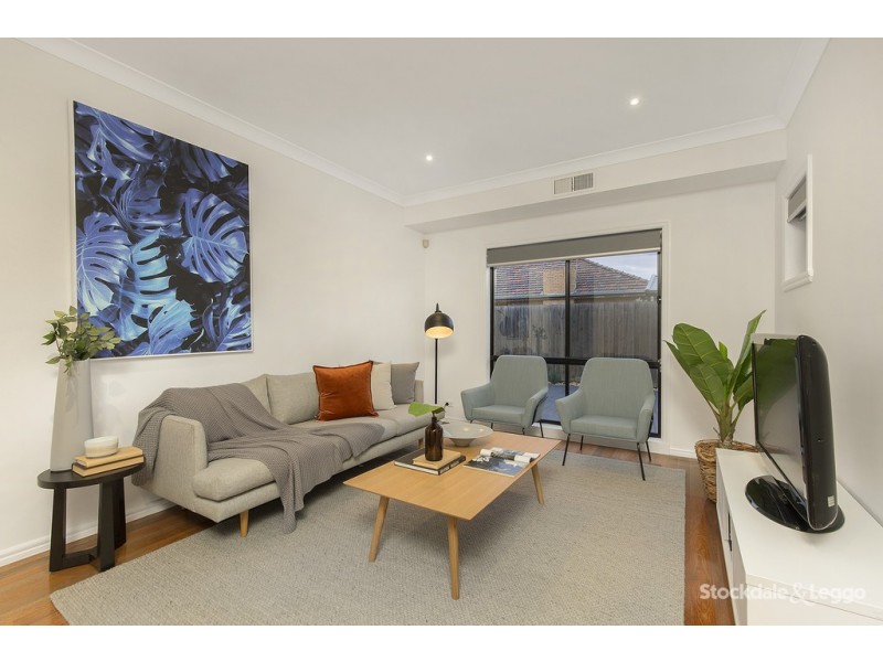 2/18 Callander Road, Pascoe Vale VIC 3044