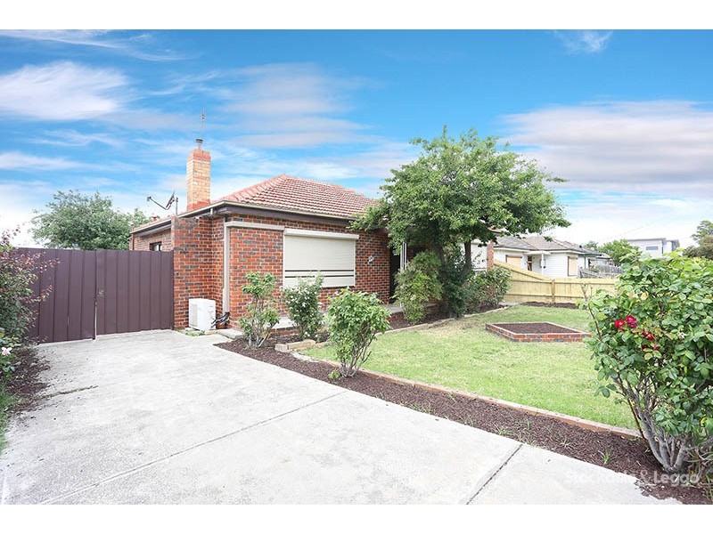 10 Cosmos St, Glenroy VIC 3046