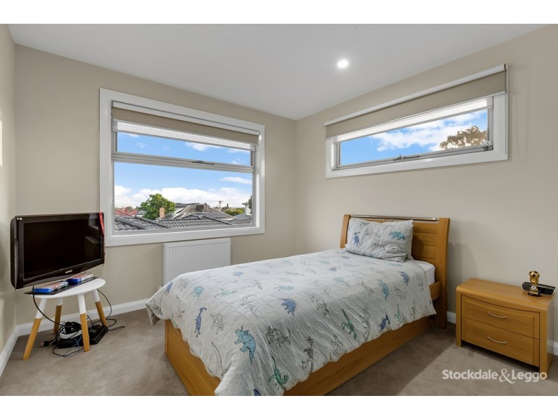 1/122 Loongana Avenue, Glenroy VIC 3046