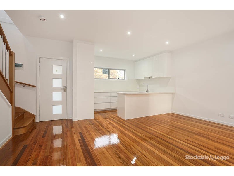 3/11 Rhodes Pde, Pascoe Vale VIC 3044