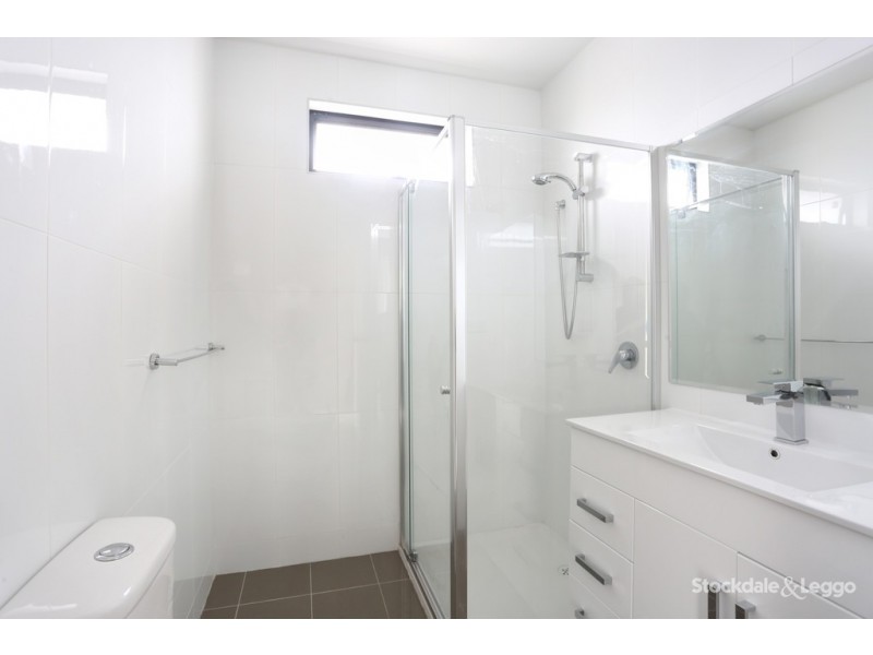 19a John Street, Oak Park VIC 3046