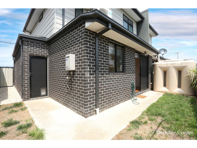 19a John Street, Oak Park VIC 3046