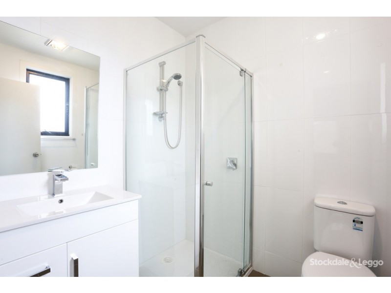 49 Winifred Street, Oak Park VIC 3046