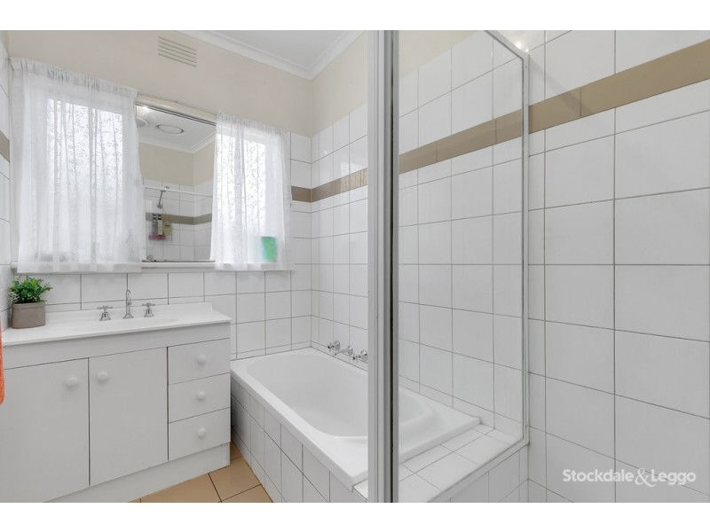 18 Larlac Street, Hadfield VIC 3046