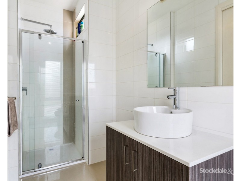 1B/190 Gordons Road, South Morang VIC 3752