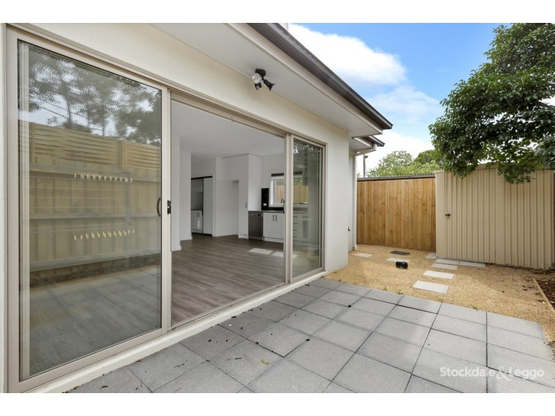 2B Davies Street, Hadfield VIC 3046
