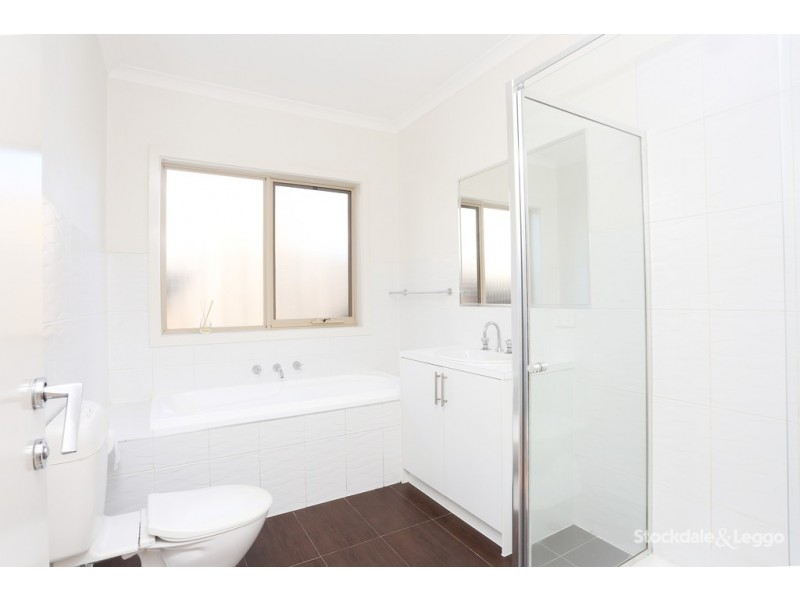 2/121 Hilton St, Glenroy VIC 3046