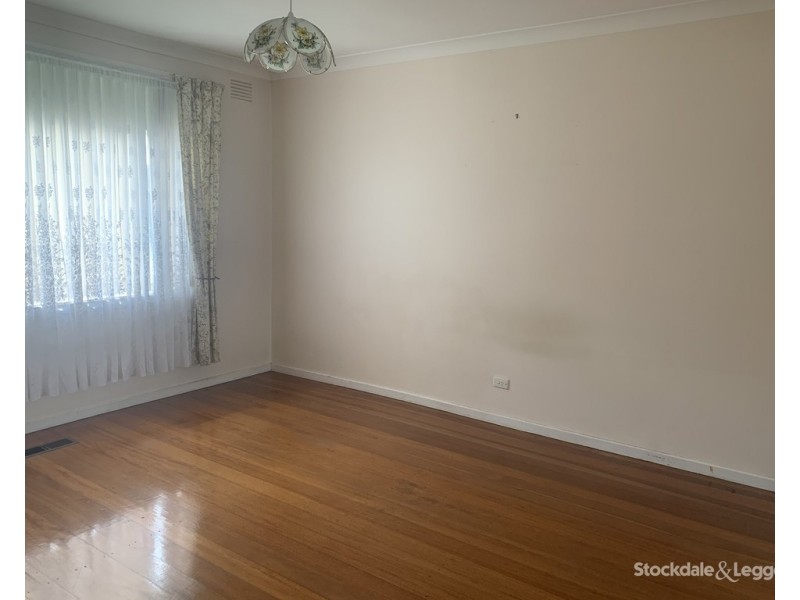 12 Second Avenue, Craigieburn VIC 3064