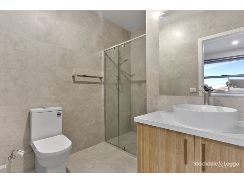 4/122 Middle Street, Hadfield VIC 3046