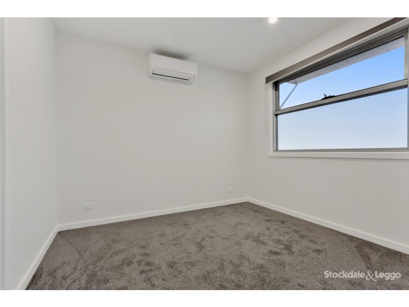 4/122 Middle Street, Hadfield VIC 3046