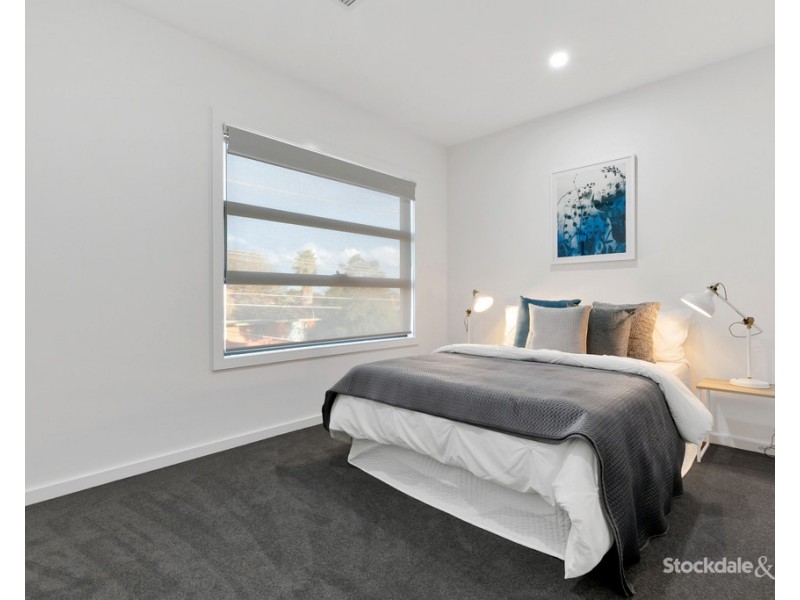1/258 Parer Road, Airport West VIC 3042