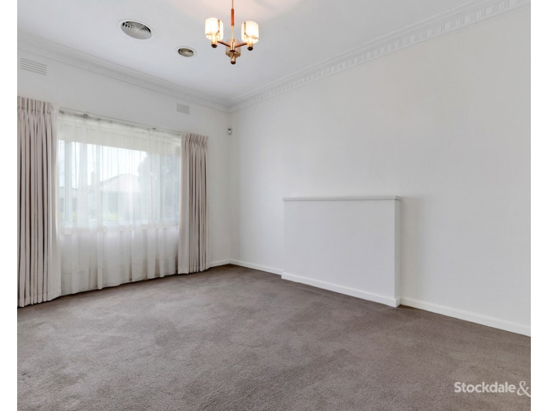 2 Pitt Street, Fawkner VIC 3060