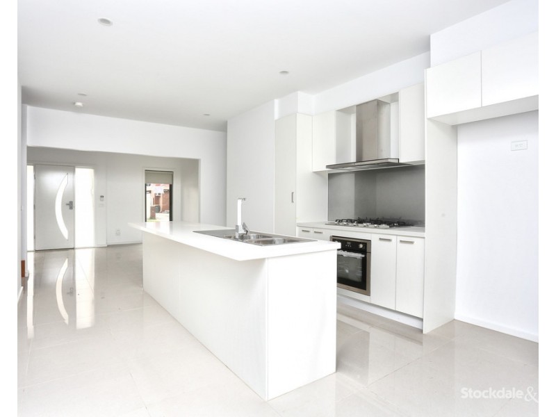 35 Emma Street, Fawkner VIC 3060