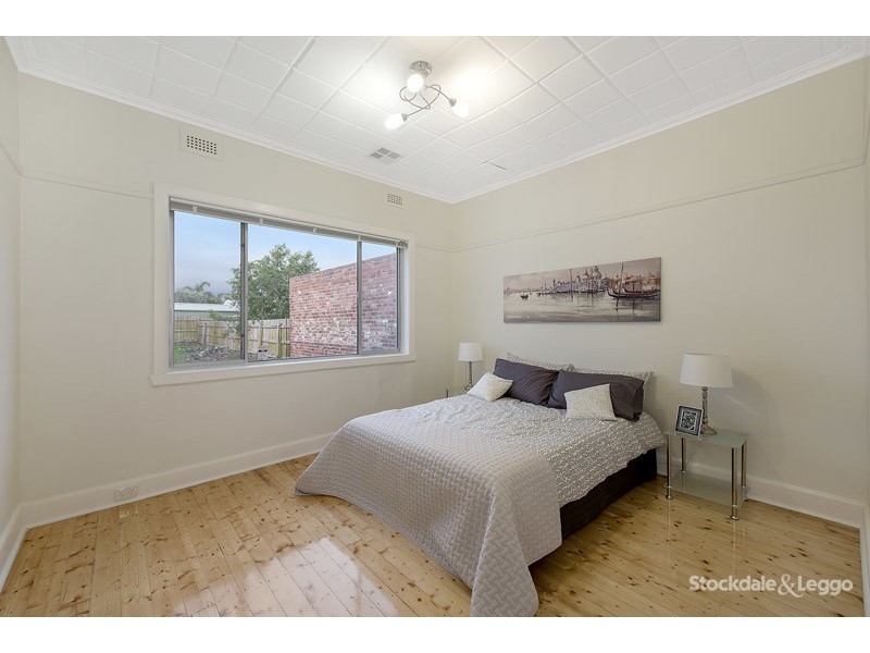 60 Plumpton Av, Glenroy VIC 3046