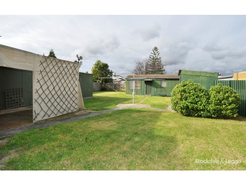 10 Lawrence Street, Hadfield VIC 3046