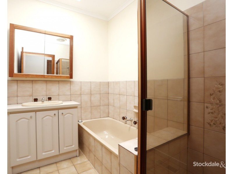 4/12 Callander Rd, Pascoe Vale VIC 3044