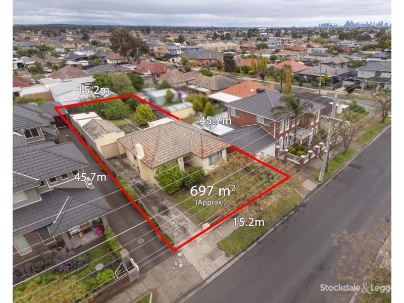 166 West Street, Hadfield VIC 3046