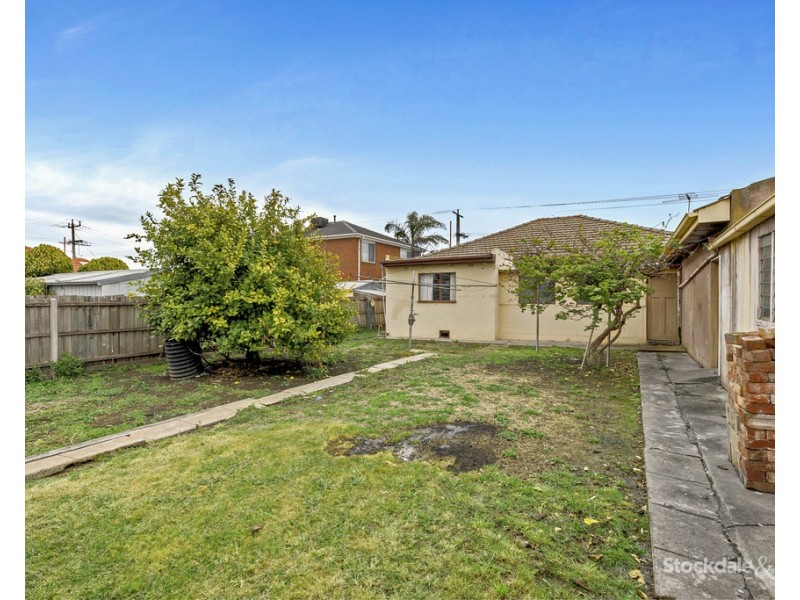 166 West Street, Hadfield VIC 3046