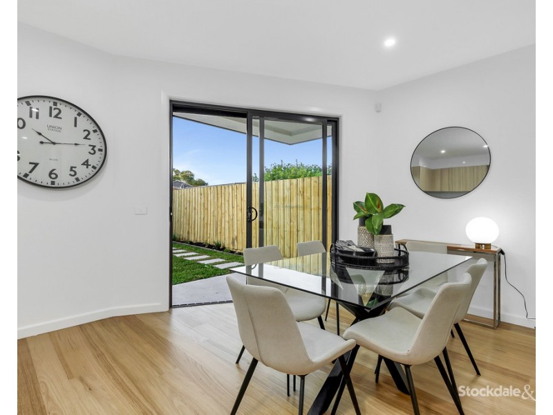 1/10 Curie Avenue, Oak Park VIC 3046