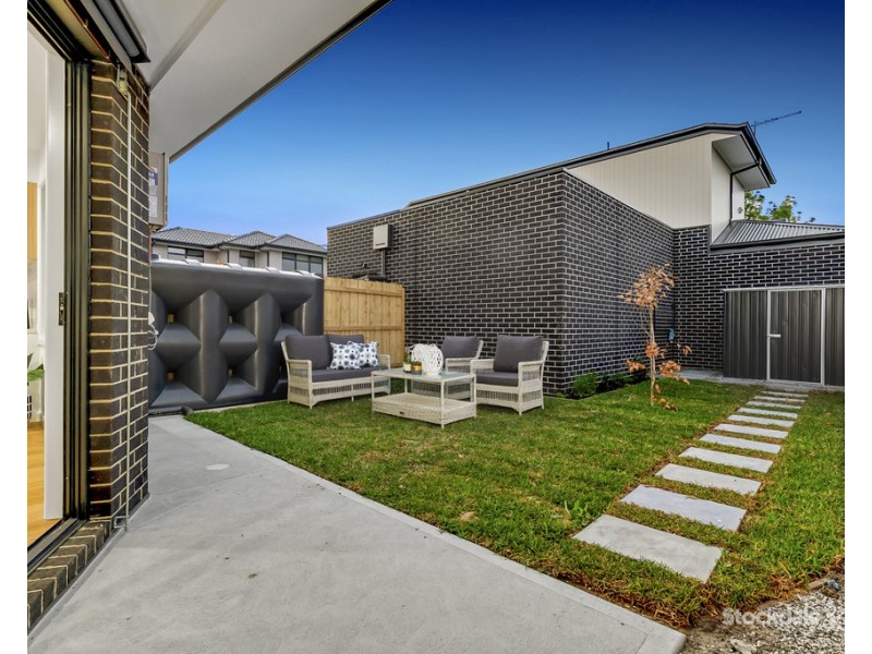 1/10 Curie Avenue, Oak Park VIC 3046