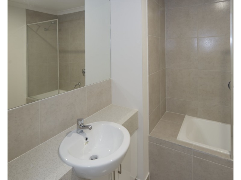 1/85 Chapman Avenue, Glenroy VIC 3046